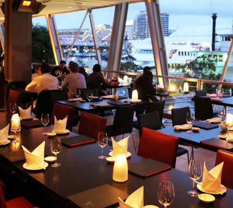 Aurora Ozone Hotel Restaurant - Pubs Melbourne 8