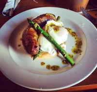 Le Pruneau - Pubs Melbourne
