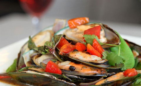 Quo Vadis Restaurant And Pizza Parlour - Pubs Melbourne 11