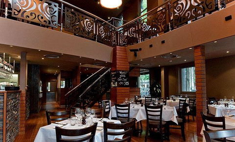 Stonelea Restaurant - Pubs Melbourne 4