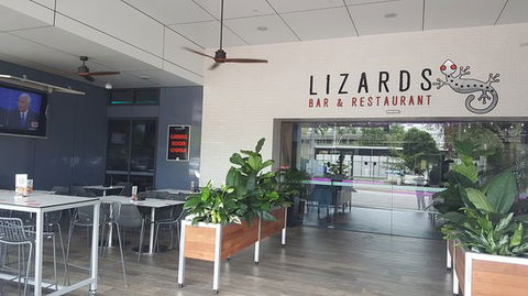 Lizards Bar & Restaurant - Pubs Melbourne 0