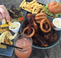 Caves Beachside Hotel - Pubs Melbourne