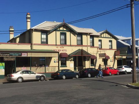 The Old Pub–Woy Woy Hotel - Pubs Melbourne 5