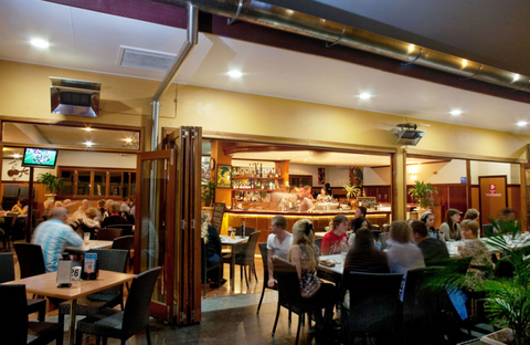 Yandina Hotel - Pubs Melbourne 3