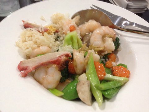 Mr Young Chinese Restaurant - Pubs Melbourne 0