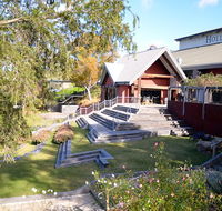 Vines Restaurant at Hollydene Estate - Pubs Melbourne