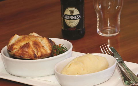The Fernery Bistro - Pubs Melbourne 6