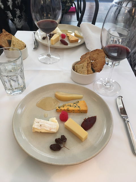 The Heritage Wine Bar - Pubs Melbourne 3