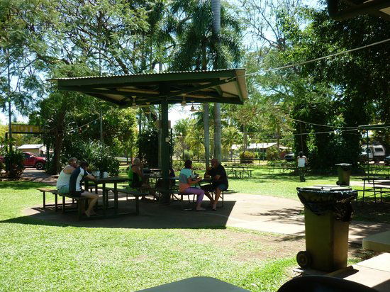 Adelaide River NT Pubs Melbourne