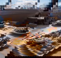 Argosy Motor Inn Bistro - Pubs Melbourne