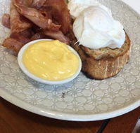 Hurricanes Cafe - Pubs Melbourne