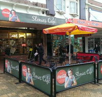 Stonie's Restaurant  Coffee Lounge - Pubs Melbourne