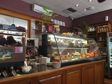 Mends Street Cafe - Pubs Melbourne 0