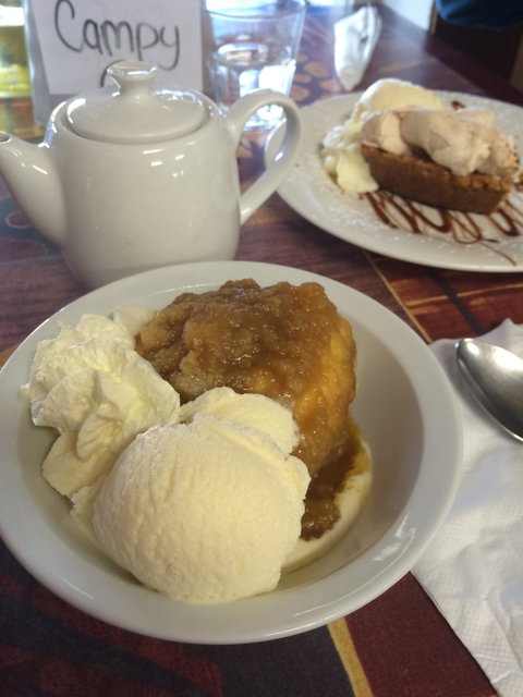 Sticky Beaks Cafe Longford Tasmania - Pubs Melbourne 2