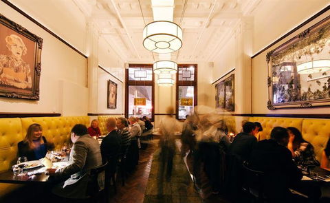 The Trustee Bar & Bistro - Pubs Melbourne 11