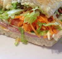 Cafe Di Mondo - Pubs Melbourne