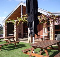 Singlefile Winery Restaurant - Pubs Melbourne