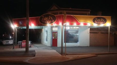 Zach-Harry's Place - Pubs Melbourne 0