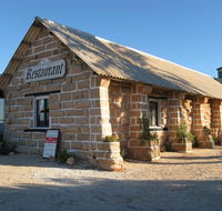The Old Pearler Restaurant - Pubs Melbourne