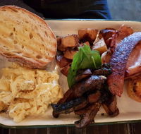 Froth  Fodder Cafe - Pubs Melbourne