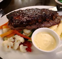 Graziers Steakhouse - Pubs Melbourne