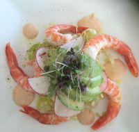 Plum Cafe Bistro - Pubs Melbourne