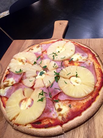 Rozzi's Italian Canteen - Pubs Melbourne 0