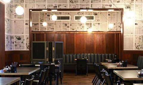 Apple Daily Bar & Eating House - Pubs Melbourne 11