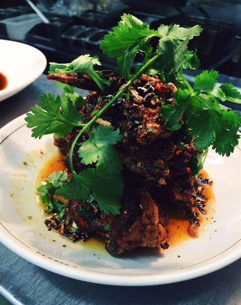 Apple Daily Bar & Eating House - Pubs Melbourne 13