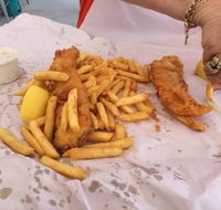 Birds Fish Bar - Bowen Fishermans Seafood Company PTY. LTD. - Pubs Melbourne