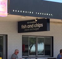 Bradlee's Beachside Takeway - Pubs Melbourne