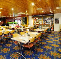 Coutts Commercial Tavern - Pubs Melbourne