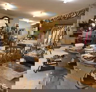 French  Gorgeous - Pubs Melbourne