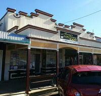 Amy's Country Cafe - Pubs Melbourne