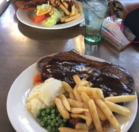 Rathy Pub - Pubs Melbourne