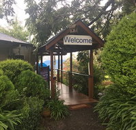 Spring Creek Mountain Cafe  Cottages - Pubs Melbourne