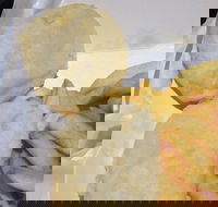 Theo's Fish Bar - Pubs Melbourne