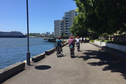 Sydney Harbour Discovery Tour - Pubs Melbourne 4