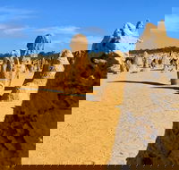 Pinnacles Desert Private Day Tour - Pubs Melbourne