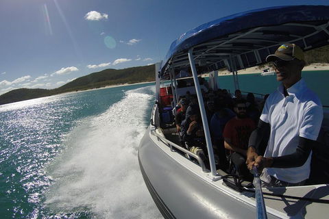 Whitehaven Beach Day Tour With Snorkel In Whitsundays Island - Pubs Melbourne 2
