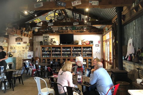 Beer, Wine And Gin (The Ultimate Tastings.) - Pubs Melbourne 1