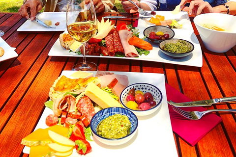 Tamar Valley Wine Tour With Lunch - Pubs Melbourne 5