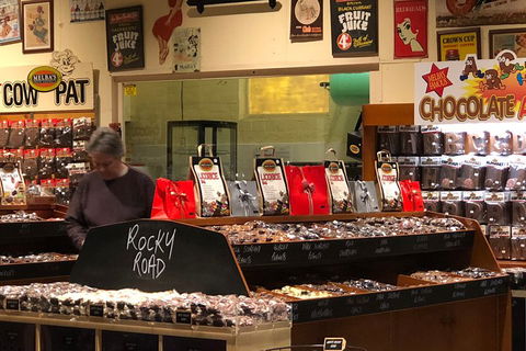 Small Group Adelaide Hills And Hahndorf Hideaway Tour From Adelaide - Pubs Melbourne 2