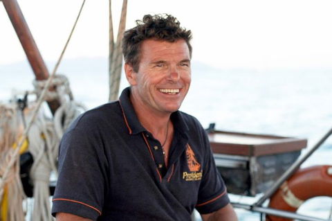 Whitehaven Beach Sailing And Snorkeling Cruise - Pubs Melbourne 2