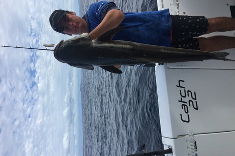Full Day 9.5 Hour Offshore Fishing Charter - Pubs Melbourne 4