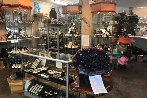 Adelaide City Highlights With Hahndorf And Mt. Lofty - Pubs Melbourne 2