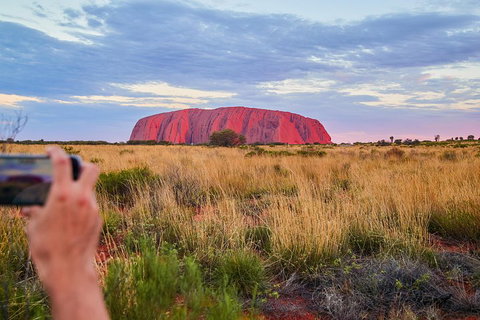 Uluru (Ayers Rock) Sunset With Outback Barbecue Dinner And Star Tour - Pubs Melbourne 0