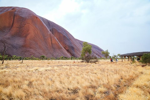 Uluru Sunrise And Guided Base Walk - Pubs Melbourne 0