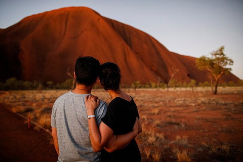 Uluru Sunrise And Guided Base Walk - Pubs Melbourne 2