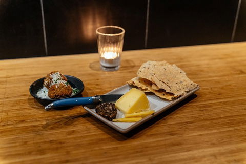 The Flavors Of Perth: Fremantle Wine & Bites Private Tour - Pubs Melbourne 4